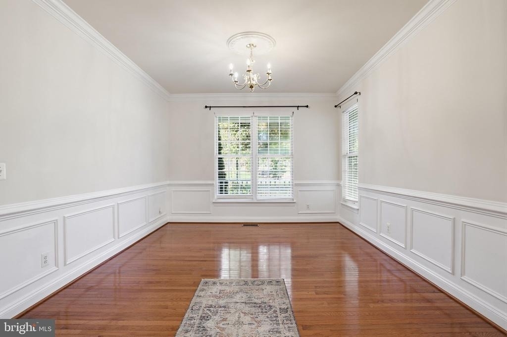5658 Lierman Circle - Photo 4