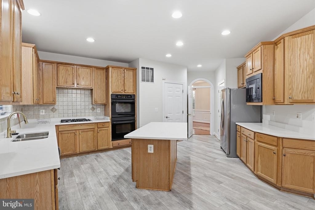 5658 Lierman Circle - Photo 8