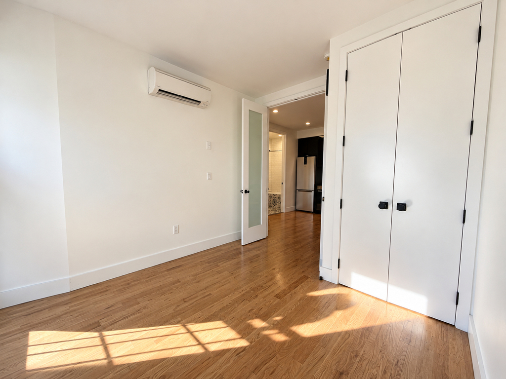 1265 Herkimer Street - Photo 4