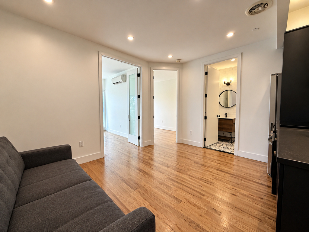 1265 Herkimer Street - Photo 0