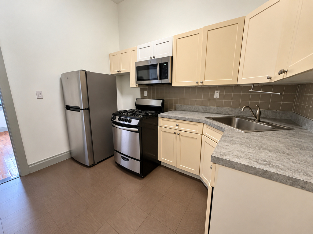 292 Harman Street - Photo 5