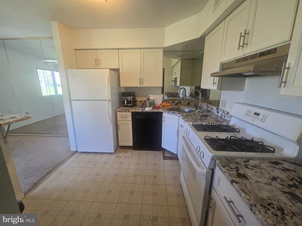 46 Buttonwood Road - Photo 3