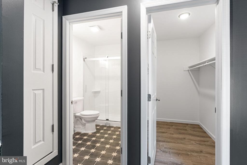 352 Hawthorne Street - Photo 18