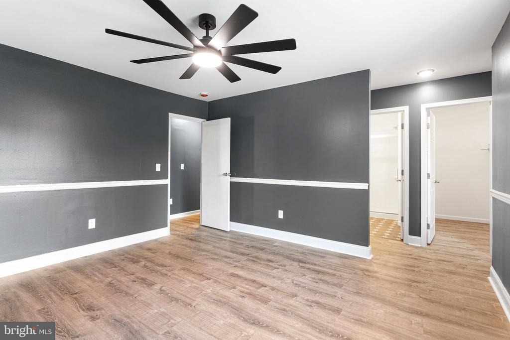 352 Hawthorne Street - Photo 17