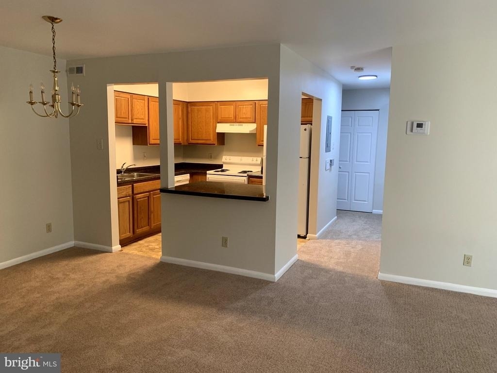 10105 Prince Place - Photo 5