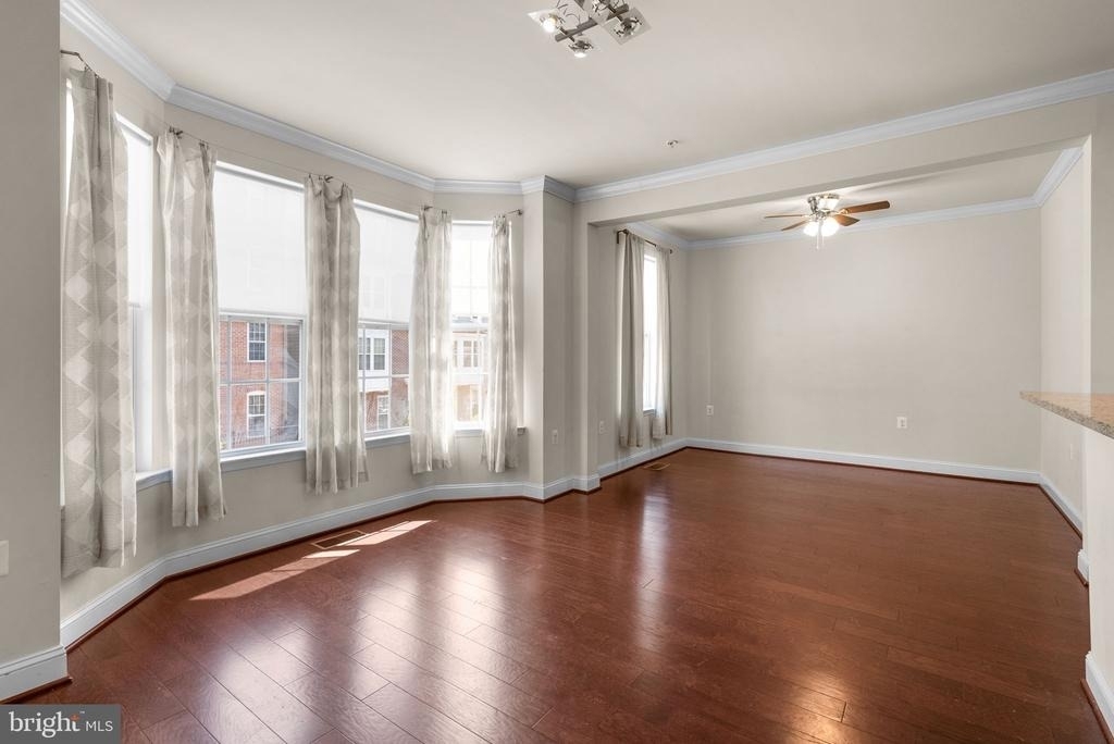 11212 Chase Street - Photo 8