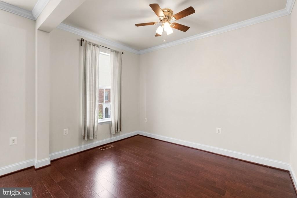 11212 Chase Street - Photo 11