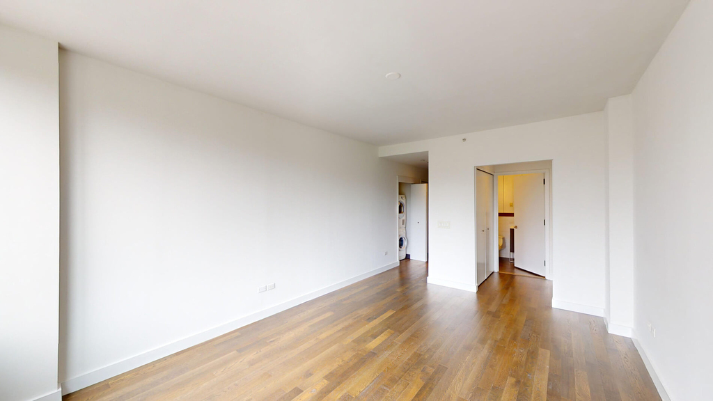 808 Columbus Ave - Photo 3