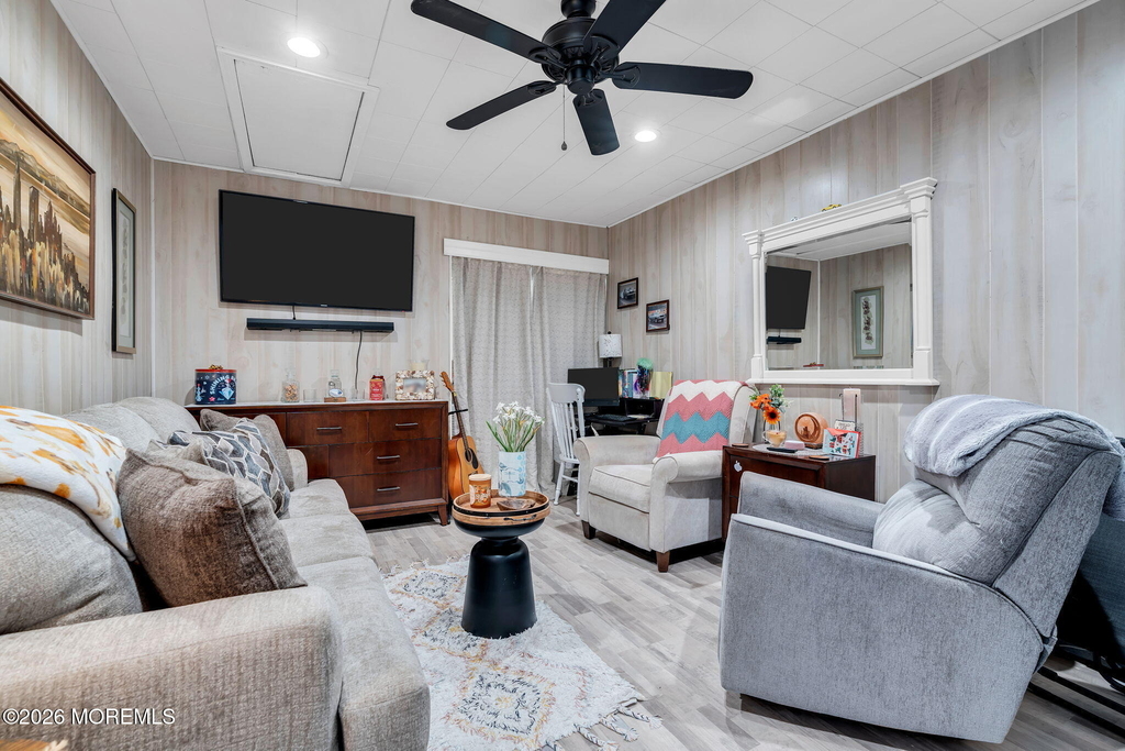 711d Dorchester Drive - Photo 36