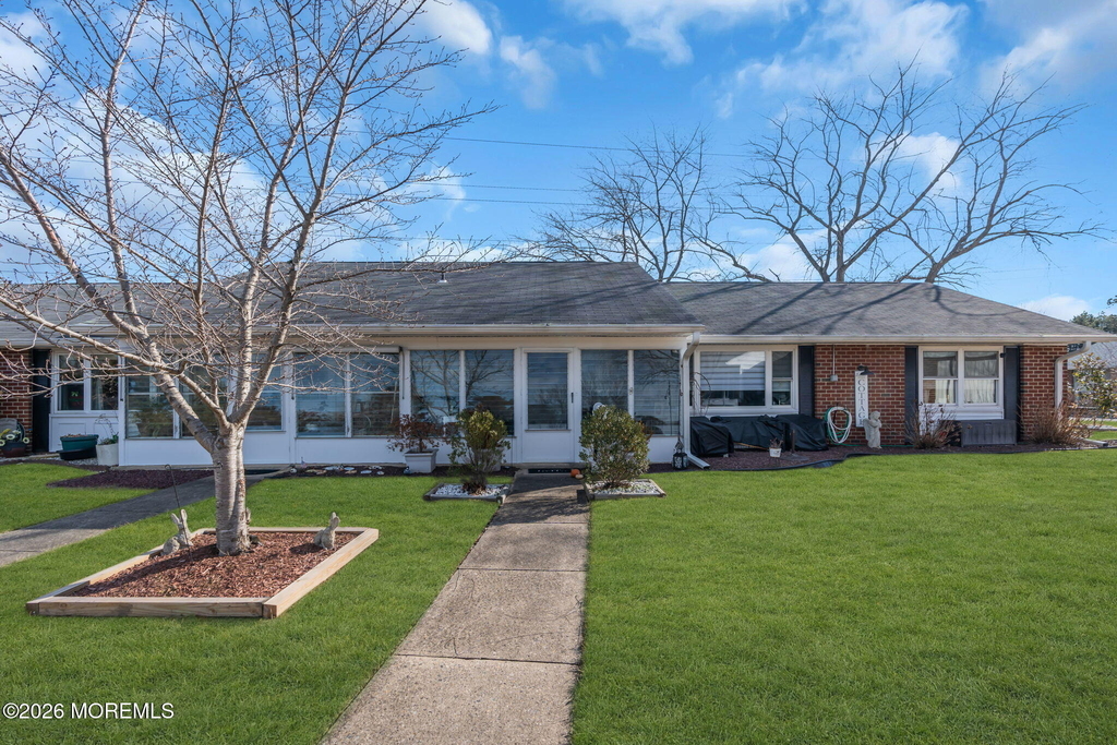 711d Dorchester Drive - Photo 2