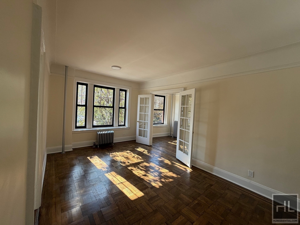 West 11th Street - Photo 1