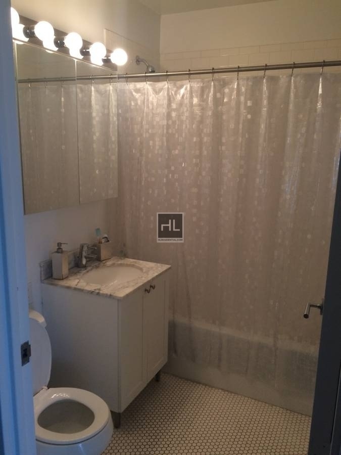 West 37th Street - Photo 2