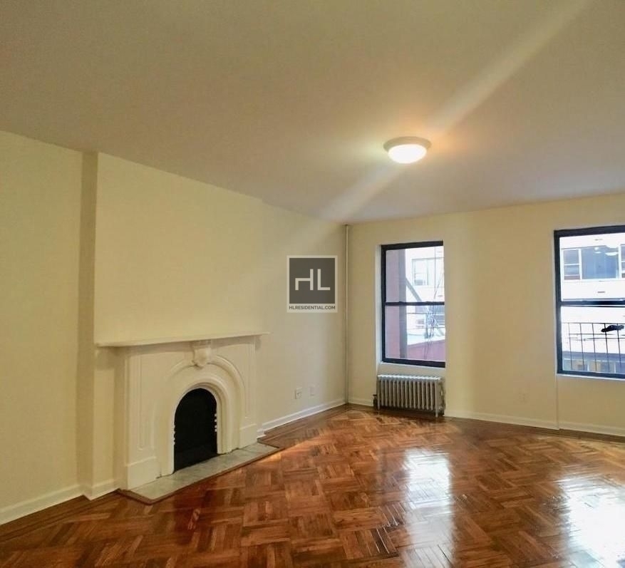 West 56 Street - Photo 2