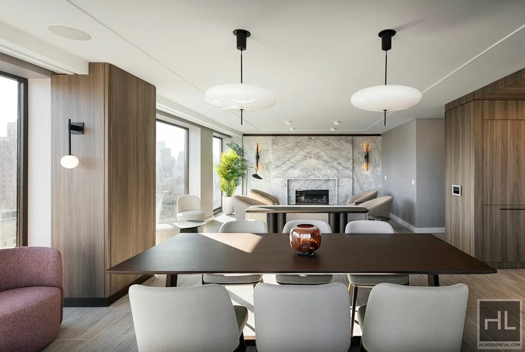 East 72nd Street - Photo 13