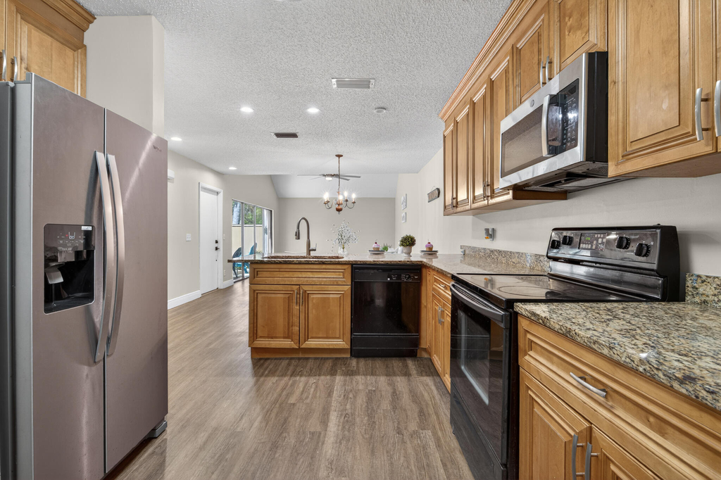 1100 Se Mitchell Avenue - Photo 9