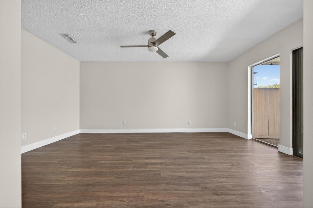 1100 Se Mitchell Avenue - Photo 11