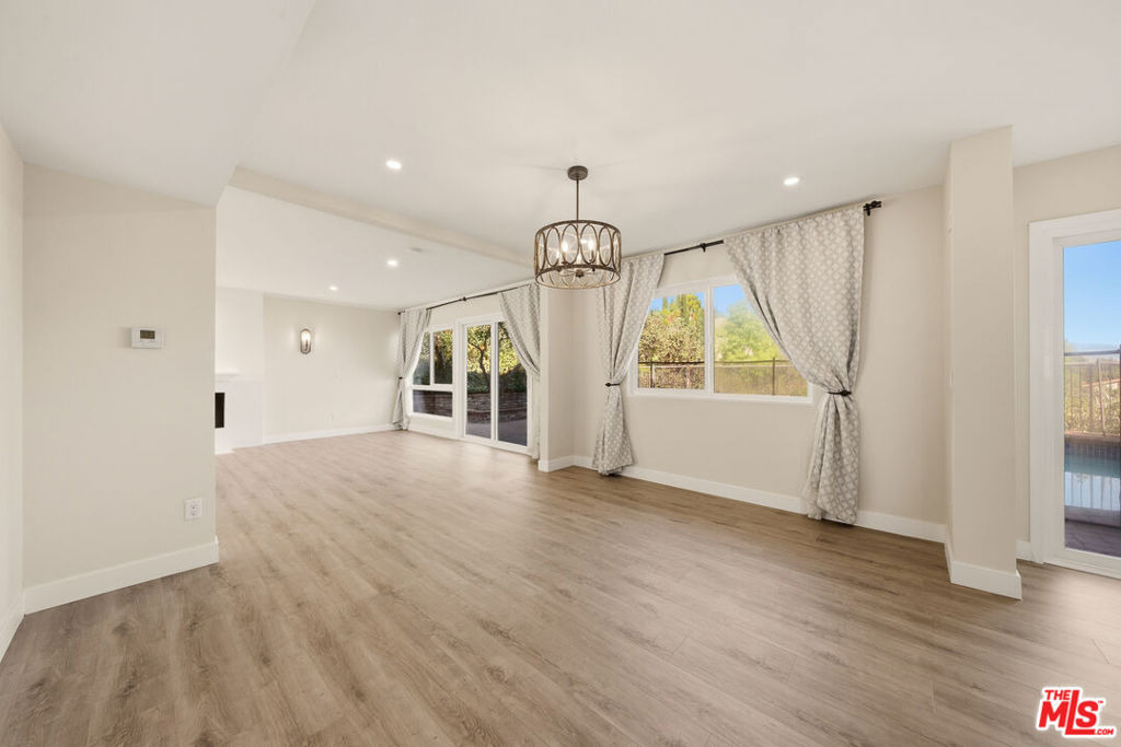 24585 Calvert Street - Photo 11