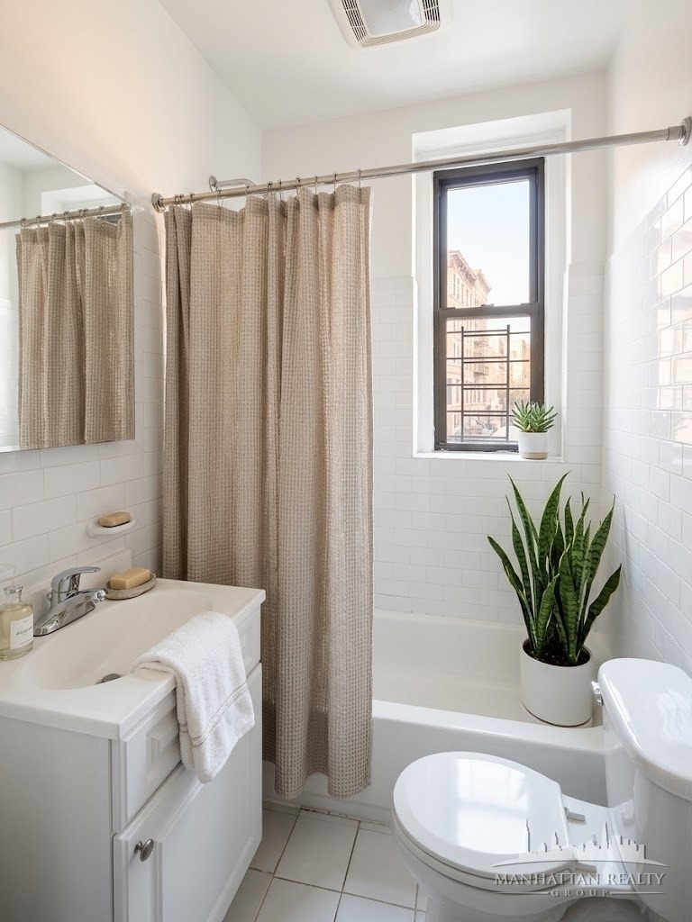 West 187th Street - Photo 5