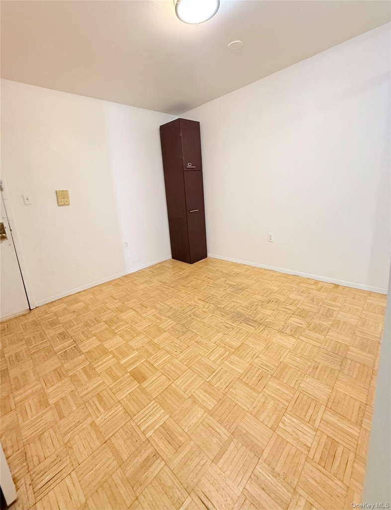 3207 Leavitt Street - Photo 10