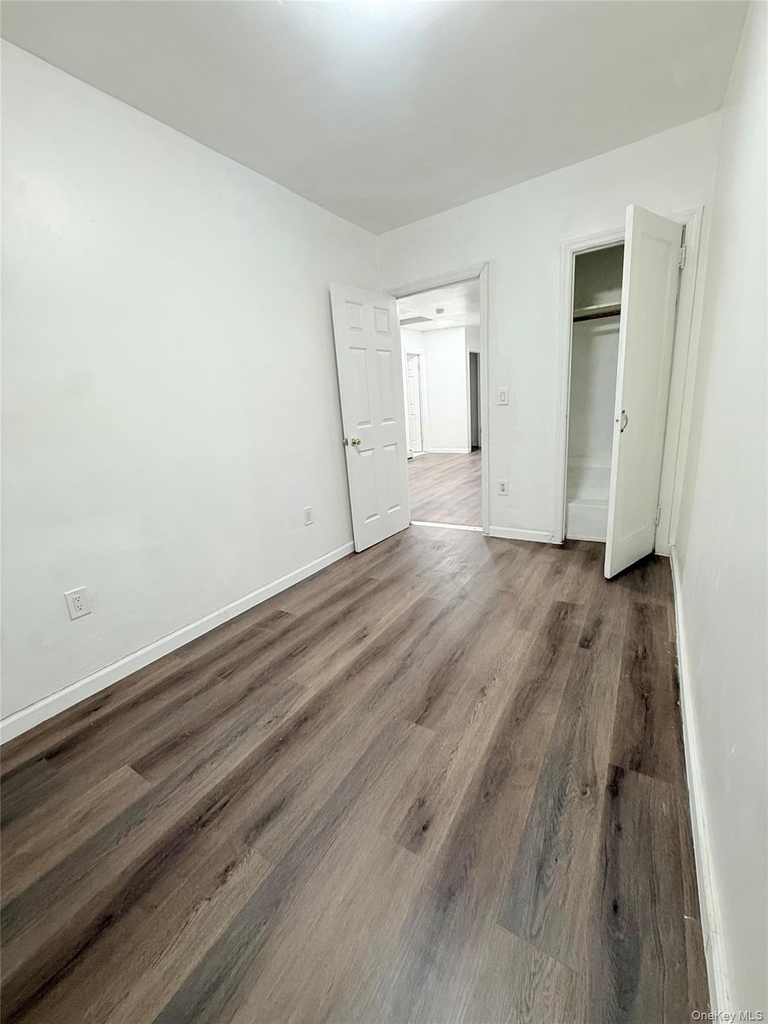 13514 Horace Harding Expressway - Photo 7