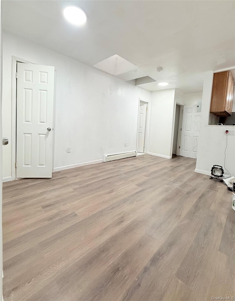 13514 Horace Harding Expressway - Photo 8