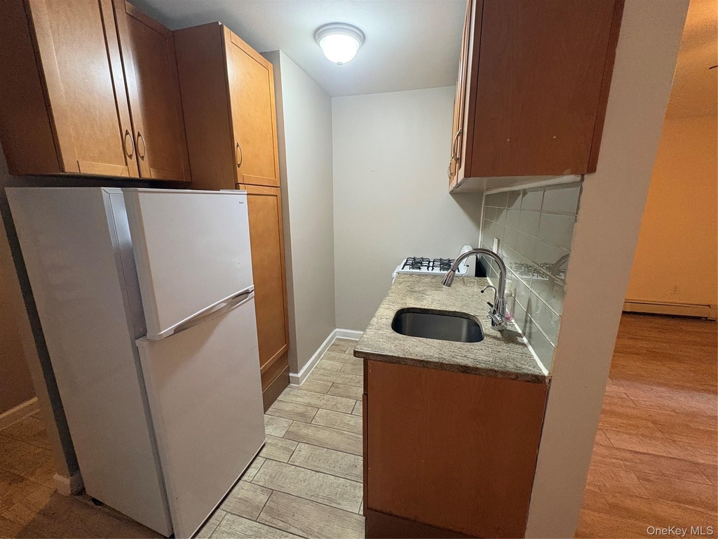 61-33 69th St - Photo 3