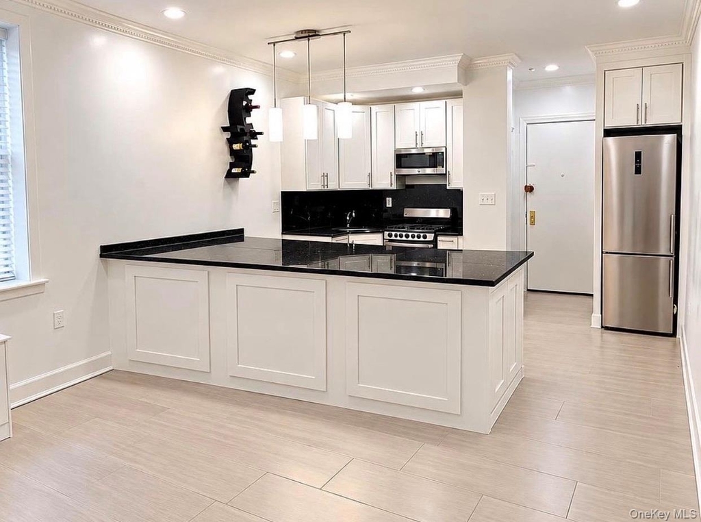 37-21 80th Street - Photo 4