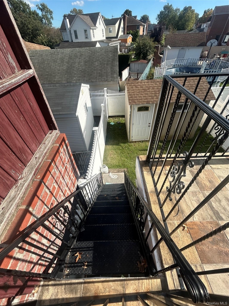 267-08 E Williston Avenue - Photo 15