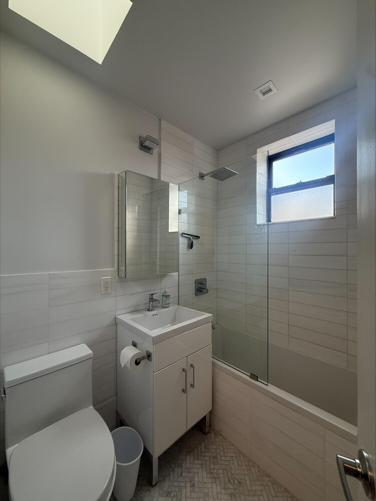 343 W 12th Street - Photo 4