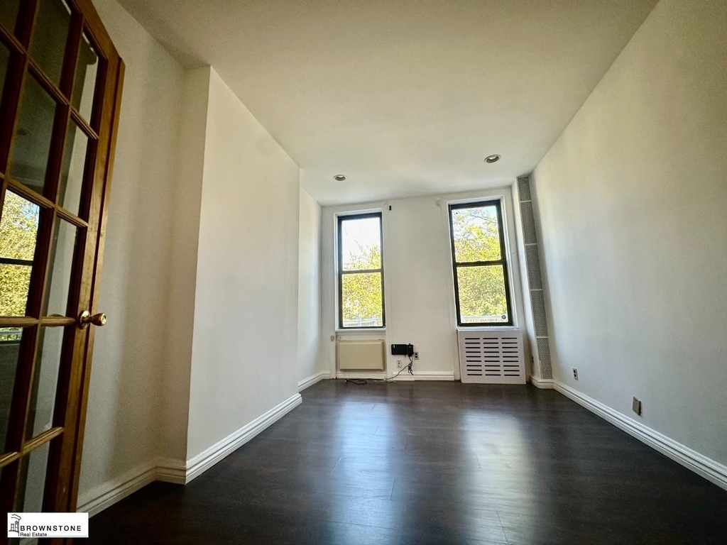563 72nd Street - Photo 4