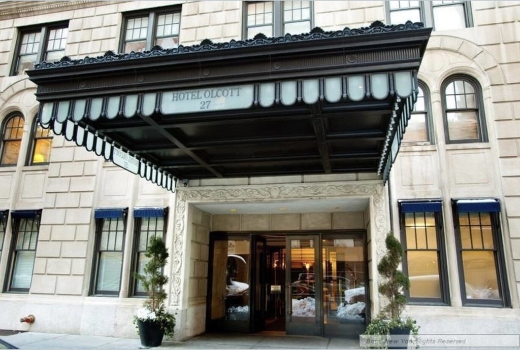 27 W 72nd Street - Photo 10