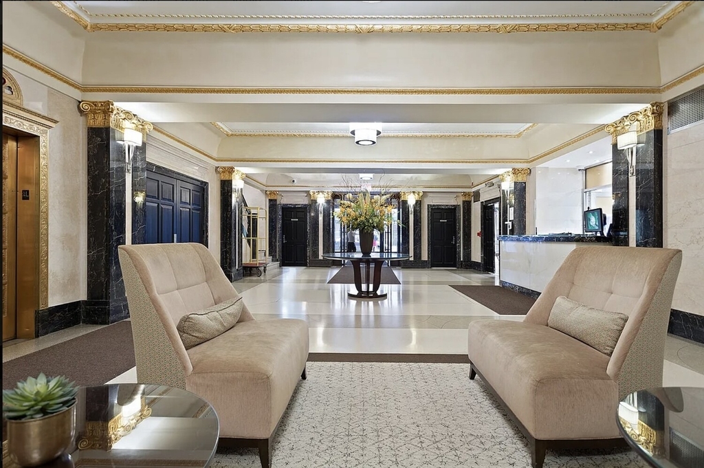 27 W 72nd Street - Photo 8