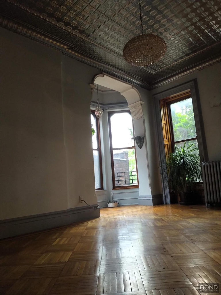 18 Herkimer Street - Photo 9