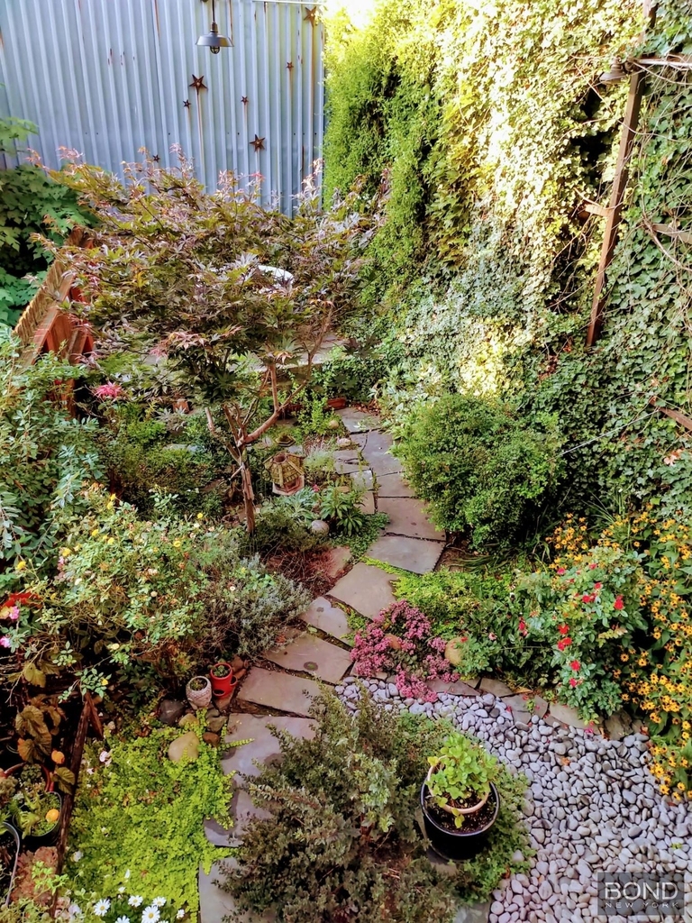 18 Herkimer Street - Photo 7