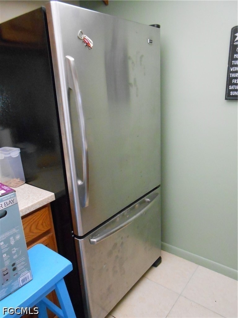 2320 Narcissus Court - Photo 24