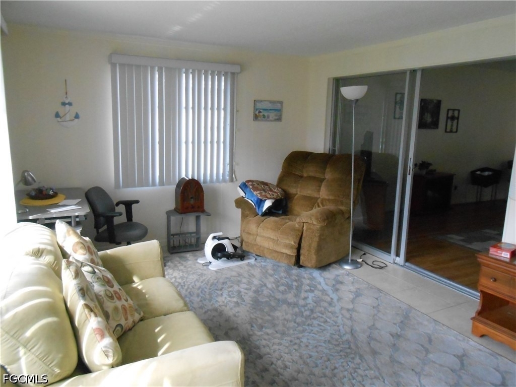 2320 Narcissus Court - Photo 15