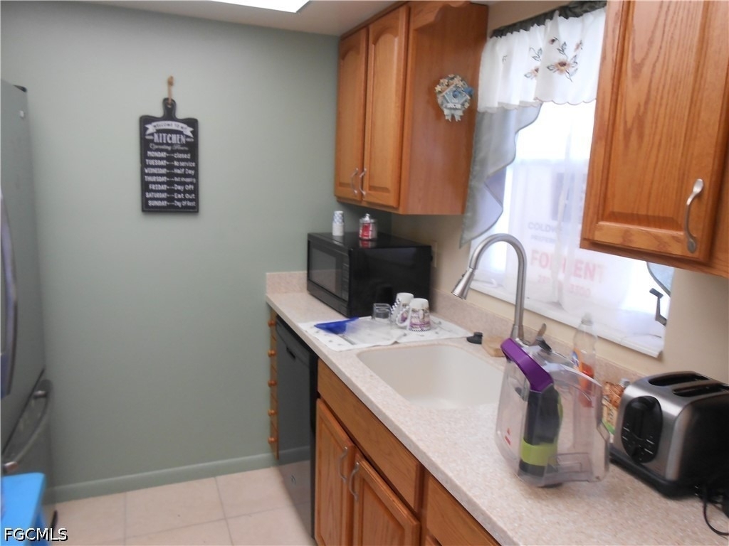 2320 Narcissus Court - Photo 21