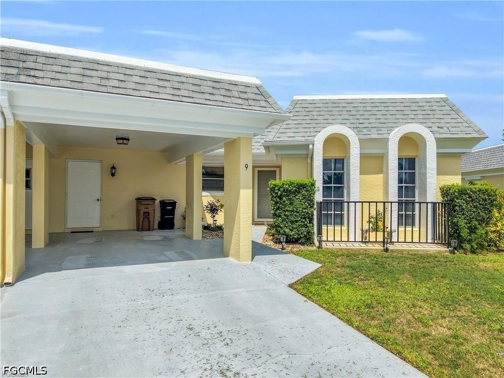 9 Regency Court - Photo 1