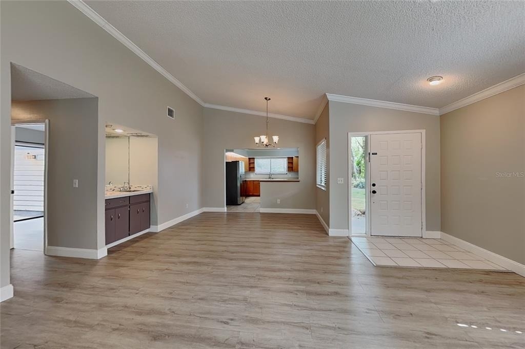 220 S Fox Chase Point - Photo 2