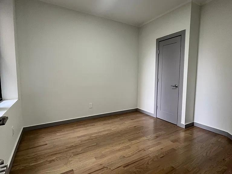 560 West 163rd Street - Photo 4