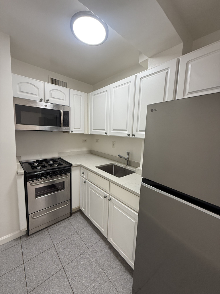 220 East 63rd Street - Photo 1