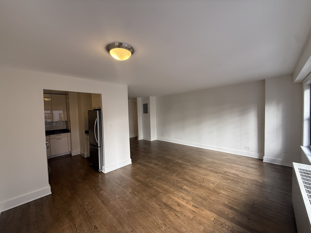 220 East 63rd Street - Photo 10