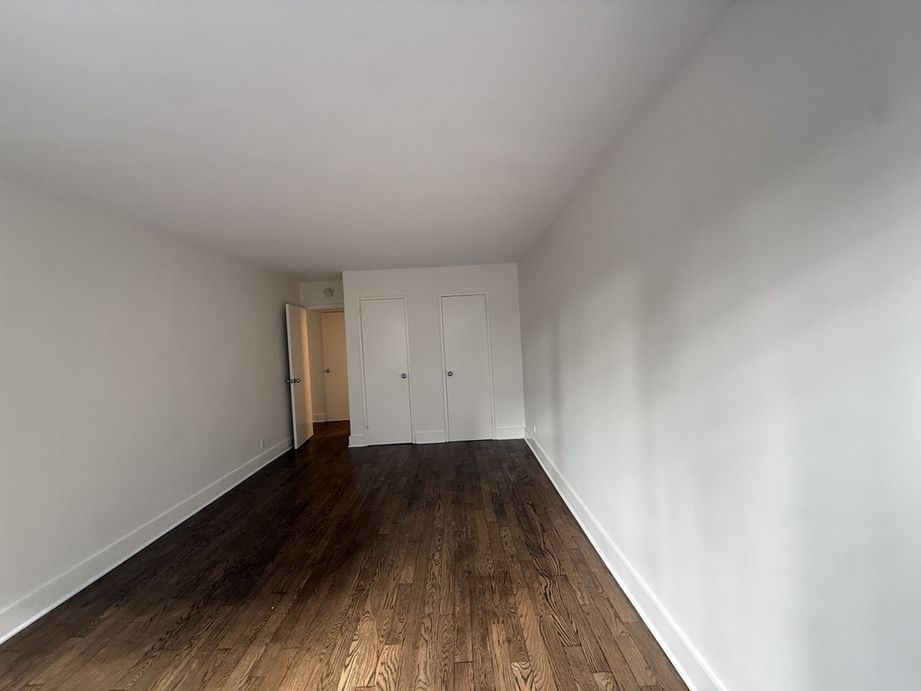 220 East 63rd Street - Photo 13