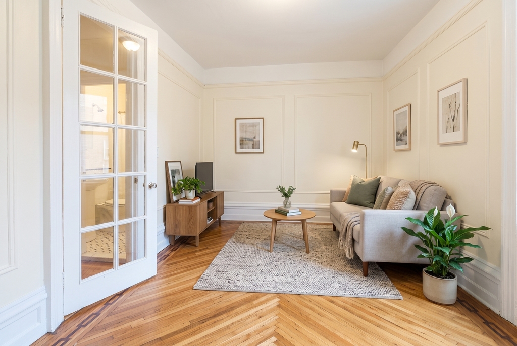 650 West 173rd Street - Photo 2