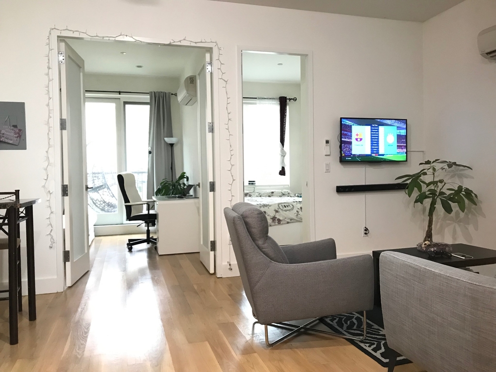 83 Winthrop Street - Photo 0