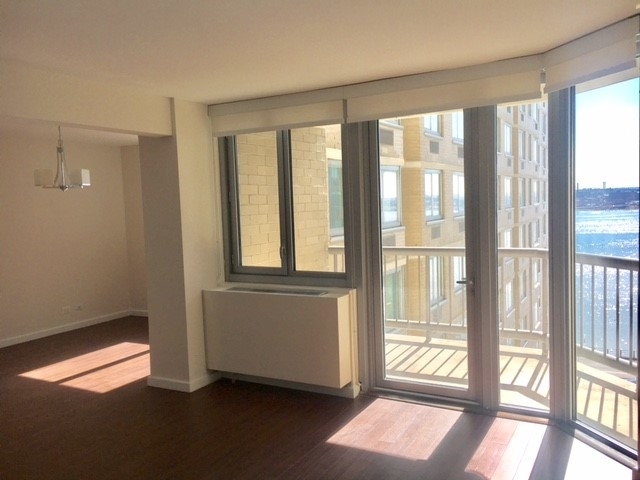 401 East 34th Street - Photo 23