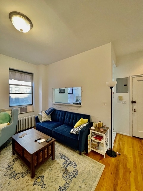 90th and lexington Avenue - Photo 3