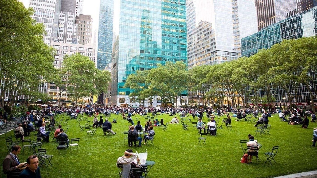 Bryant Park - Photo 1