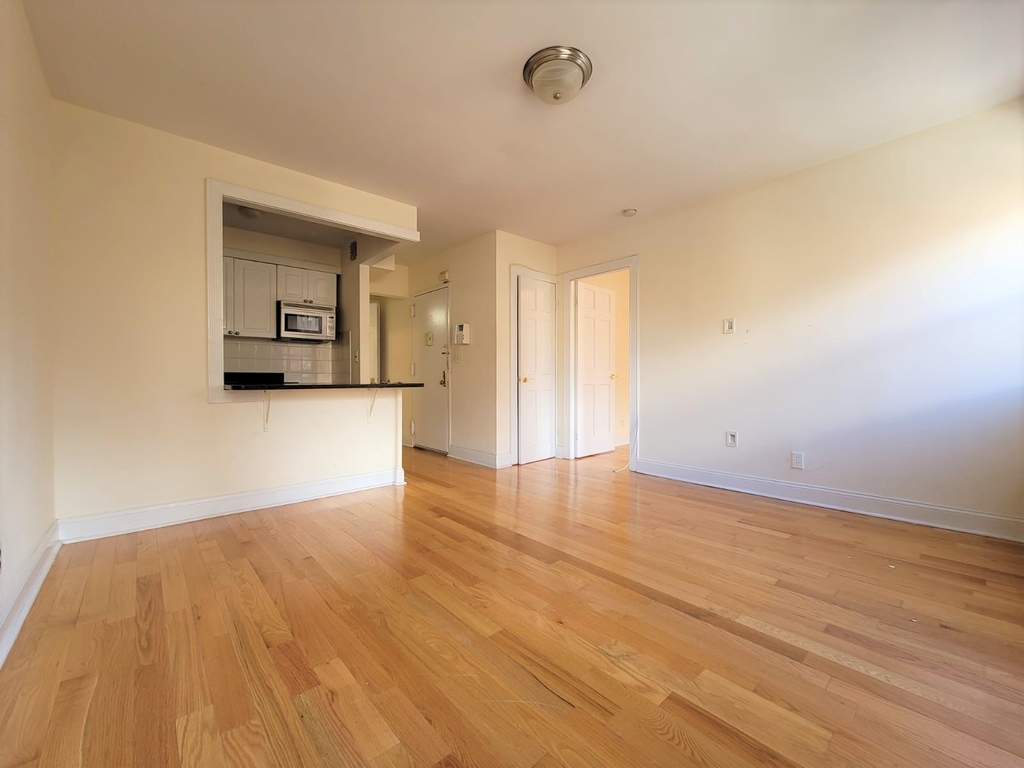 134 9th Avenue - Photo 1