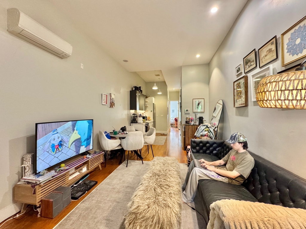 228 Kingsland Avenue - Photo 10